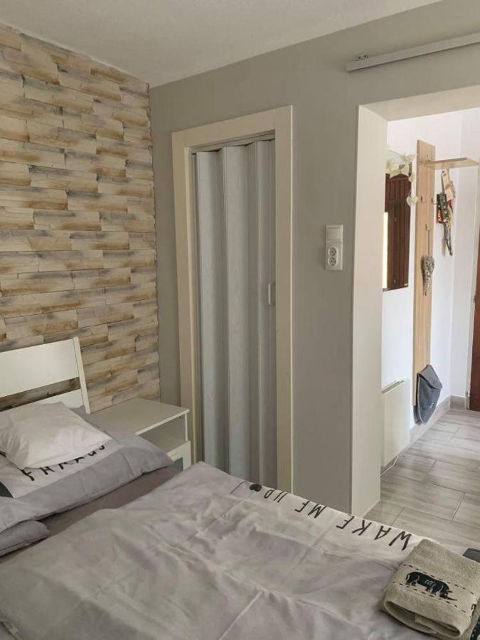 Mandi Apartman Veresegyház Extérieur photo